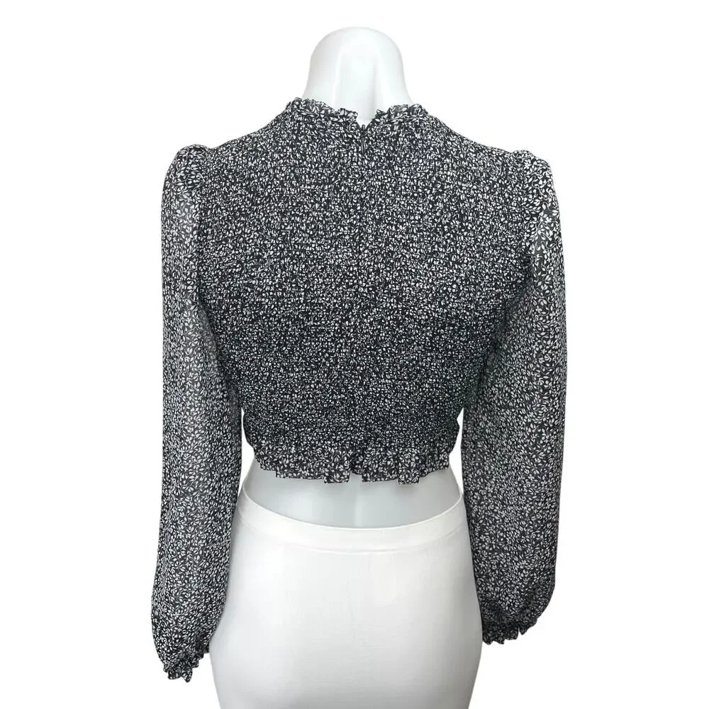 Aritzia Wilfred Tempest Black Floral Smocked Puff Sleeve Crop Top Blouse Sz 2XS